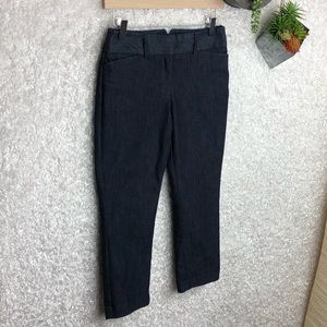🎁 Express  NWOT Low Rise Denim Capris, Dark Wash Subtle Sheen Size 00 Run Small